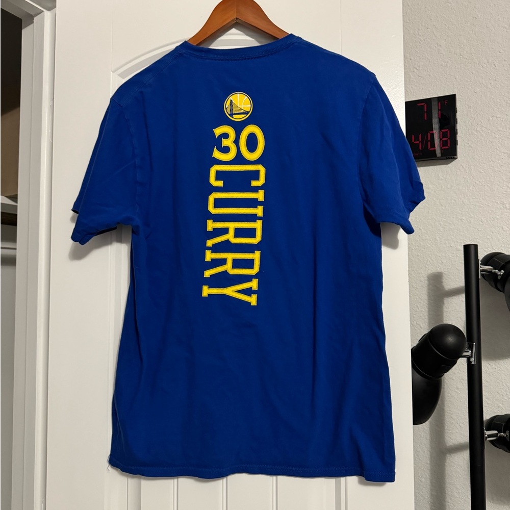 Stephen Curry Warriors Tee Shirt - Medium - Slight wear at neckline